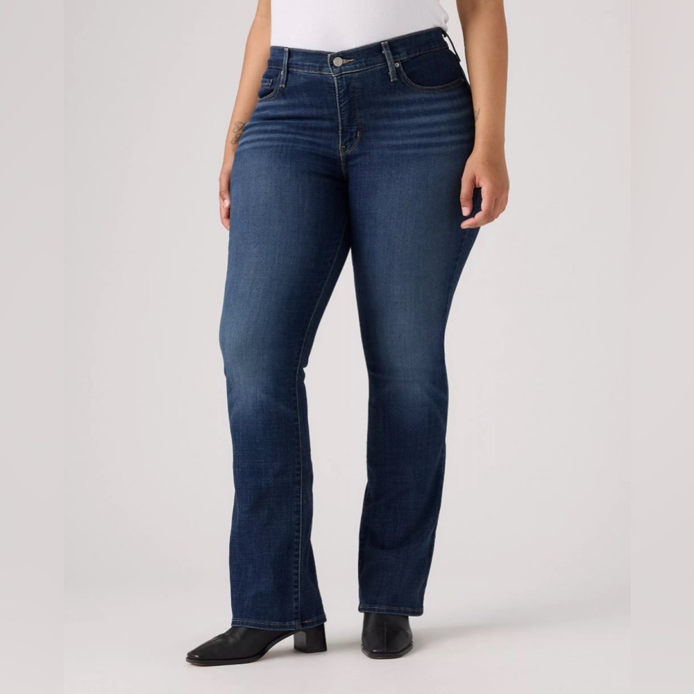 NWT Levi’s 315 Bootcut Jean